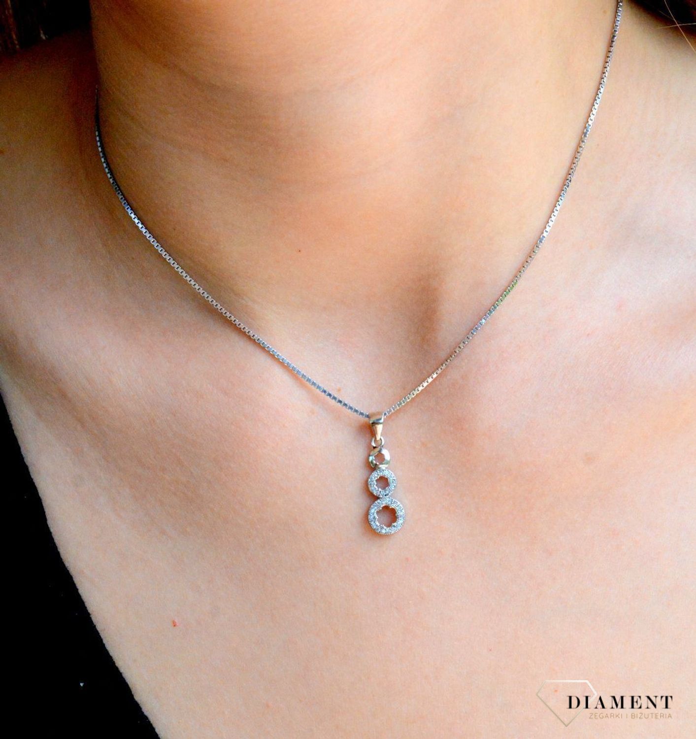 Srebrna zawieszka potrójne kółko z cyrkoniami DIA-ZAW-9431-925d.jpg