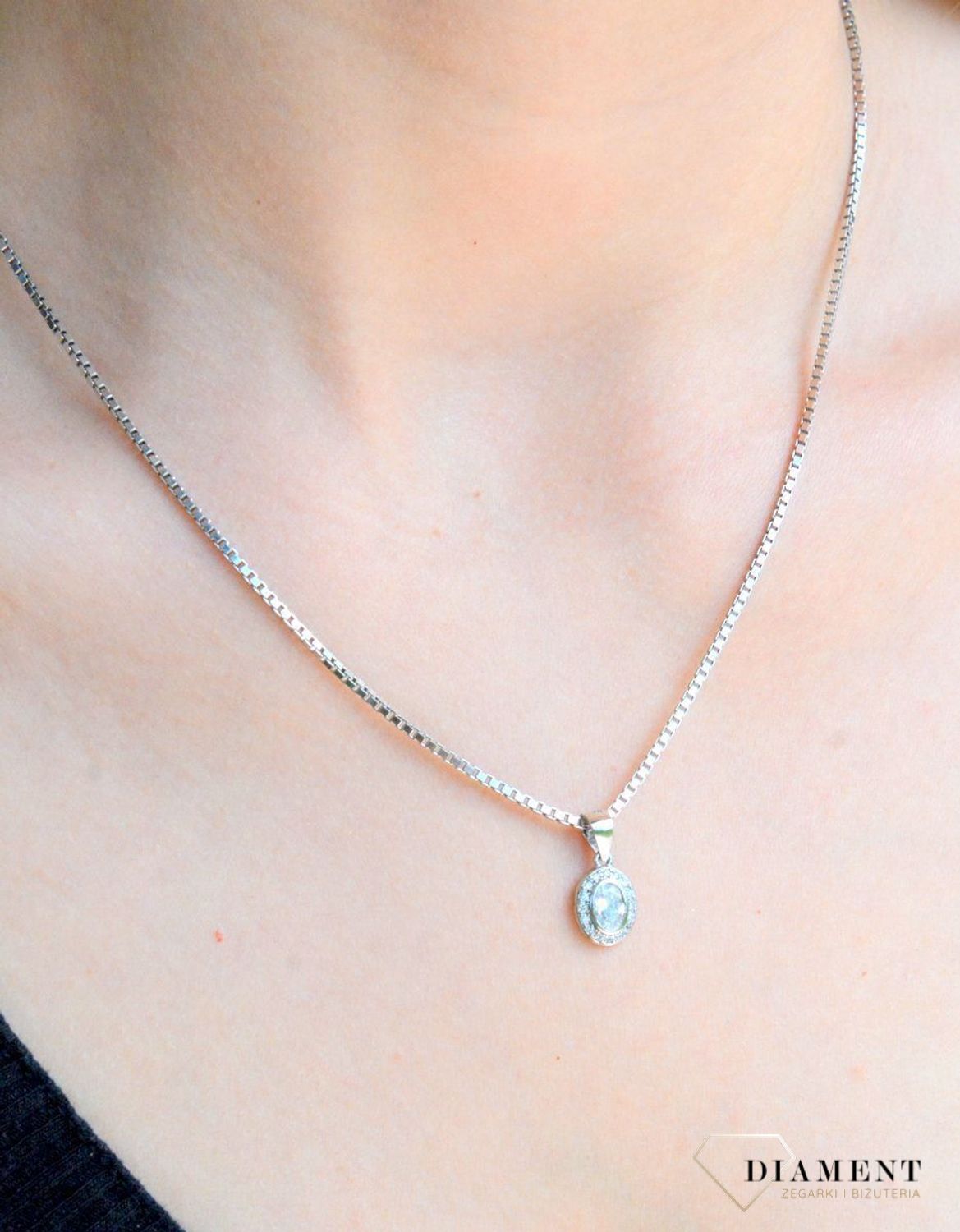 Srebrna zawieszka damska drobna okrągła cyrkonia DIA-ZAW-9440-925d.jpg