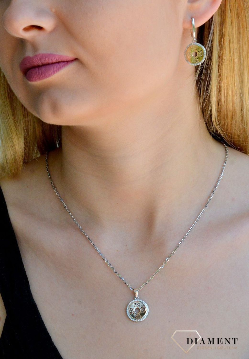 Srebrna zawieszka okrągła z pozłoceniem ażurowy wzór DIA-ZAW-9442-925c.jpg