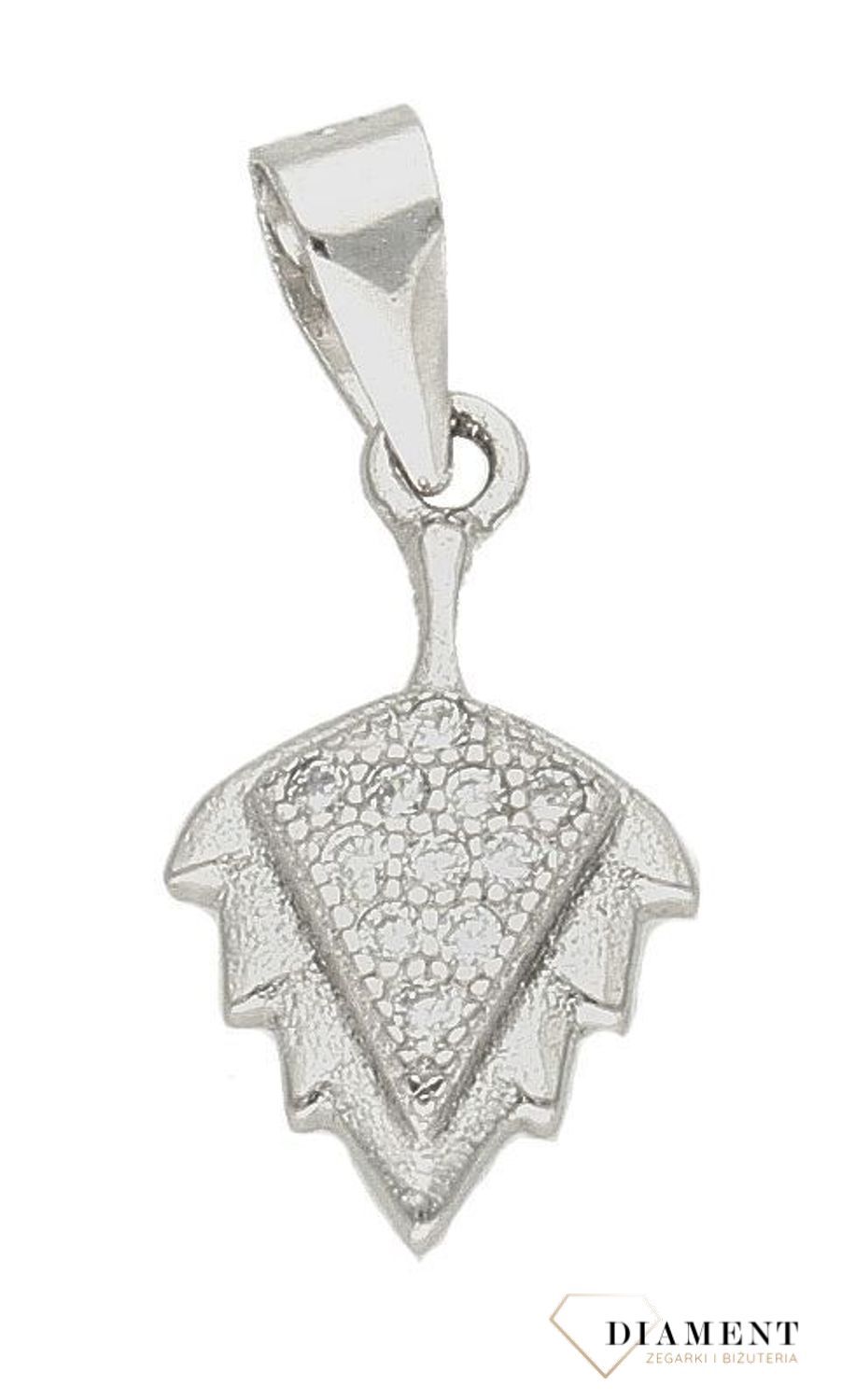 Srebrna zawieszka listek z cyrkoniami DIA-ZAW-9465-925d.jpg