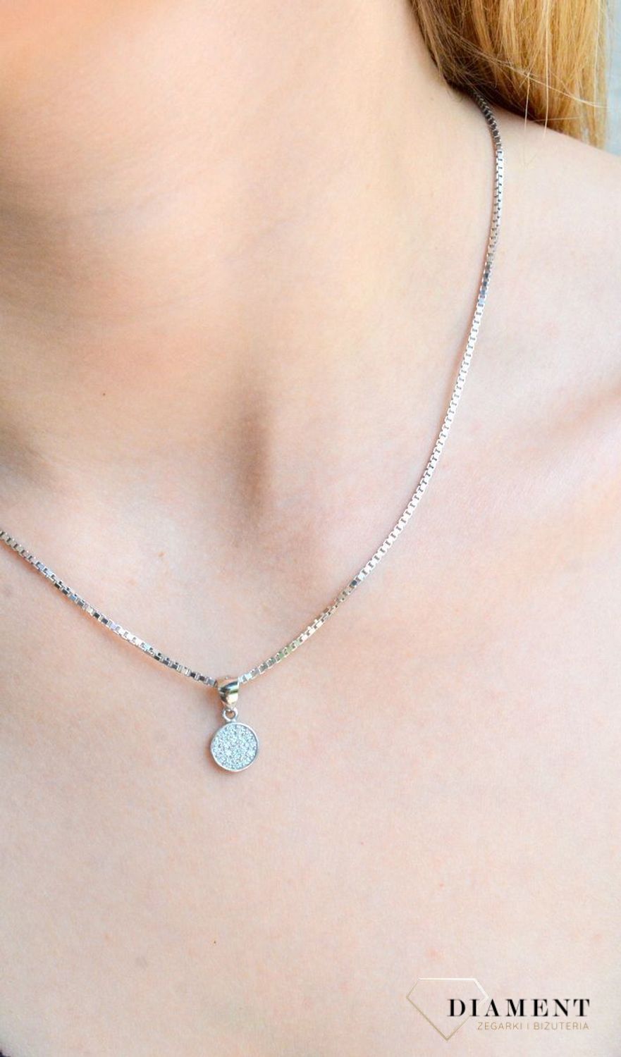 Srebrna zawieszka damska okrągła drobne cyrkonie DIA-ZAW-9474-925d.jpg