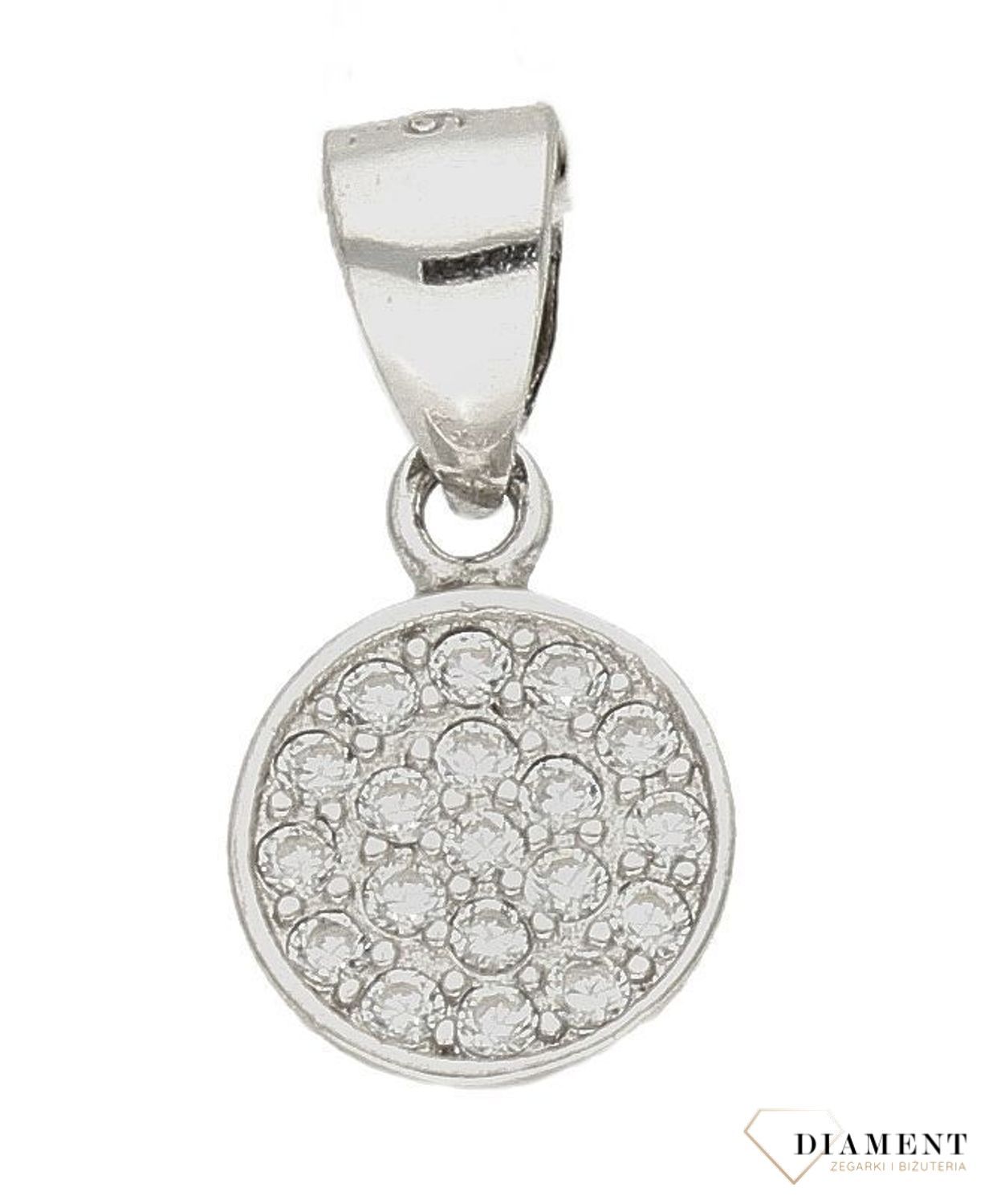 Srebrna zawieszka damska okrągła drobne cyrkonie DIA-ZAW-9474-925d.jpg
