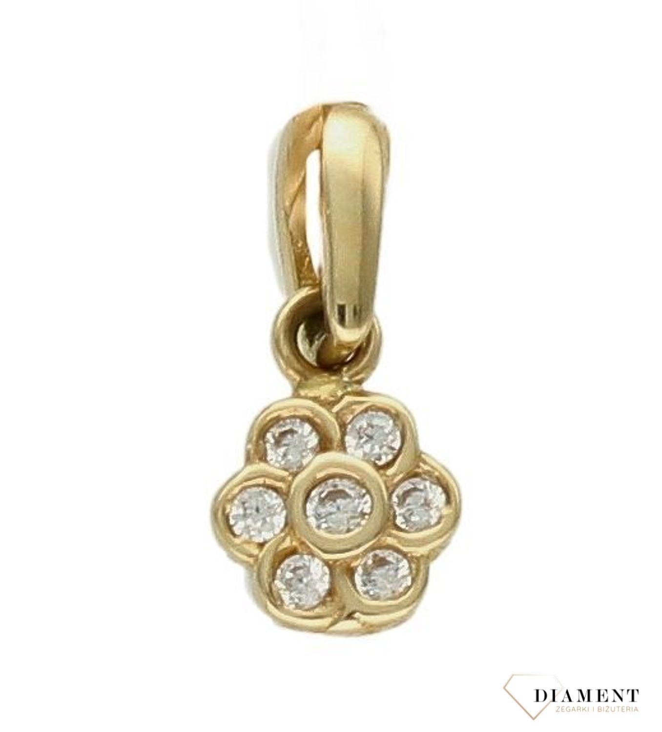 Złota zawieszka 585 delikatny kwiatek z cyrkoniami DIA-ZAW-9478-585d.jpg
