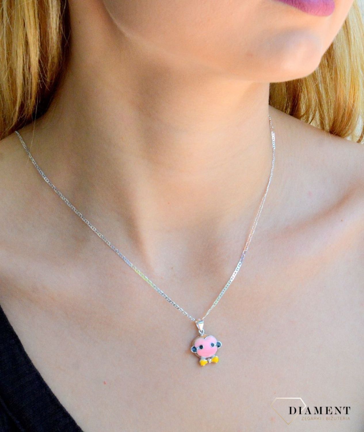 Srebrna zawieszka dziecięca ludzik z różową emalią DIA-ZAW-9563-925d.jpg