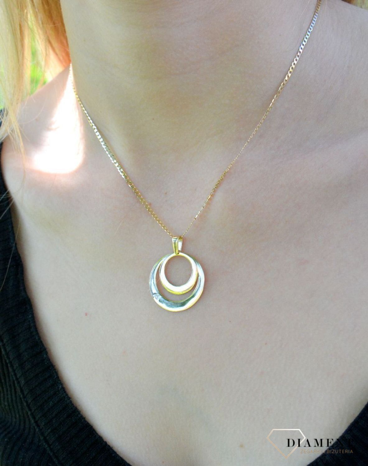 Złota zawieszka 585 okrągła z cyrkoniami DIA-ZAW-9764-585vf.jpg