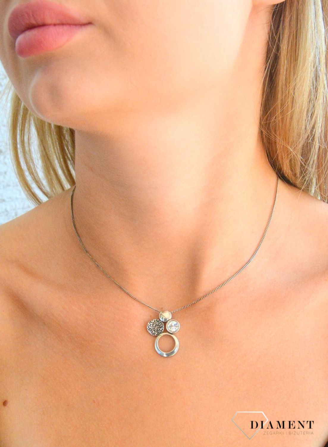 Srebrna zawieszka damska 925 kółeczka z cyrkonią DIA-ZAW-APARTI-1. Srebrna zawieszka damska. Zawieszka srebrna damska do łańcuszka. Srebrny wisiorek damski. Zawieszka srebrna idealna na prezent..jpg