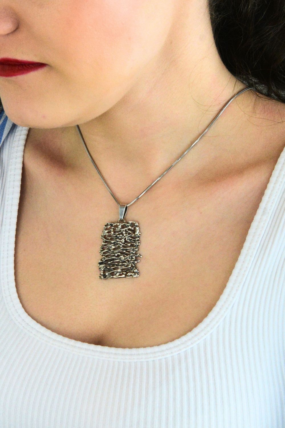 srebrna zawieszka damska, zawieszka prostokąt ażurowa, srebro próba 925, elegancka zawieszka damska, wisiorek ażurowy srebrny, prezent dla kobiety, 1.jpg