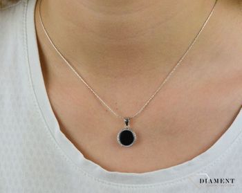 Srebrna zawieszka 925 Przepiękny onyks' DIA-ZAW-CYRKONIE10-925. . Będzie doskonałym prezentem dla kobiety gustującej w eleganckich dodatkach (3).JPG