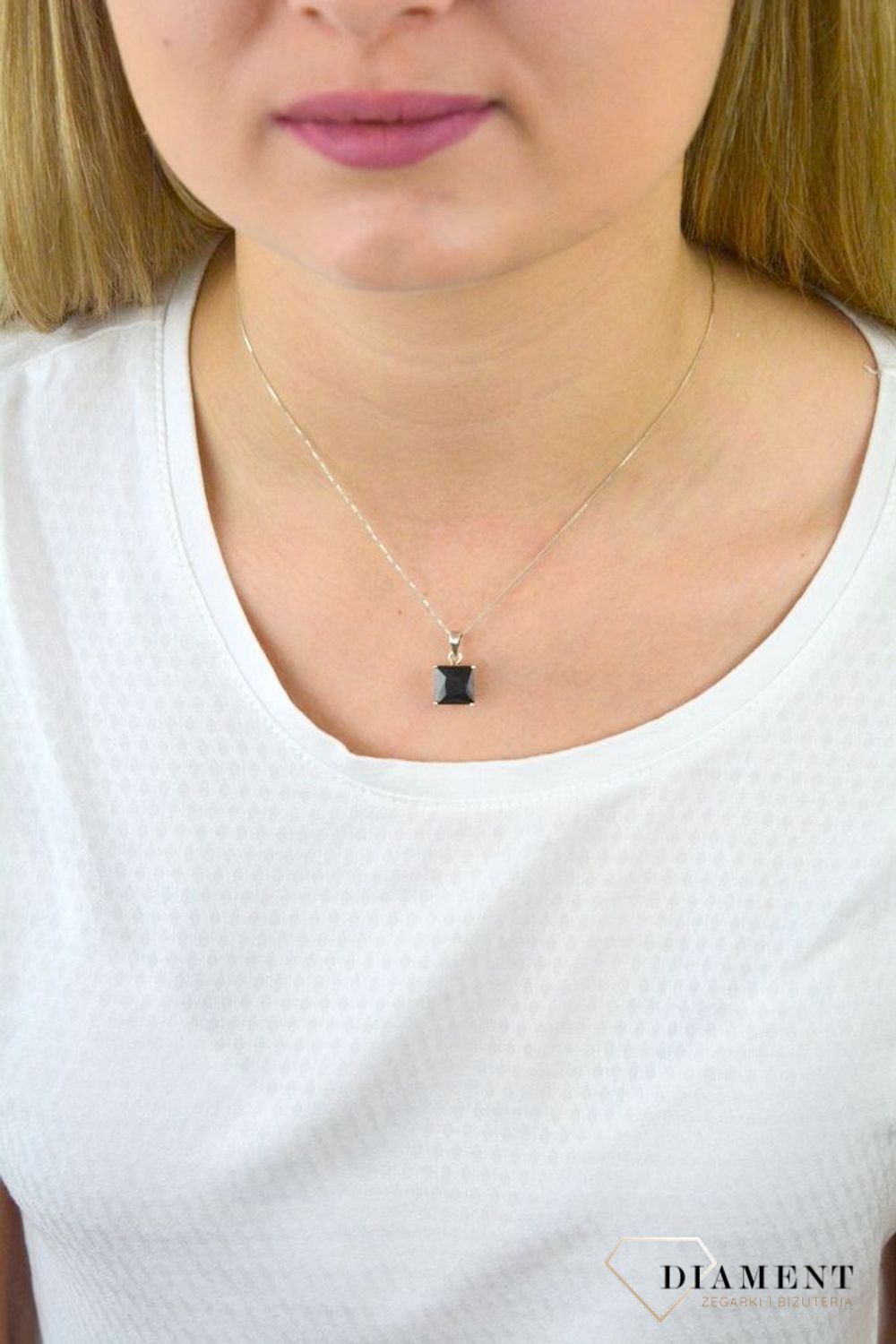 Zawieszka srebrna 925 z czarną cyrkonią DIA-ZAW-CYRKONIE3.jpg
