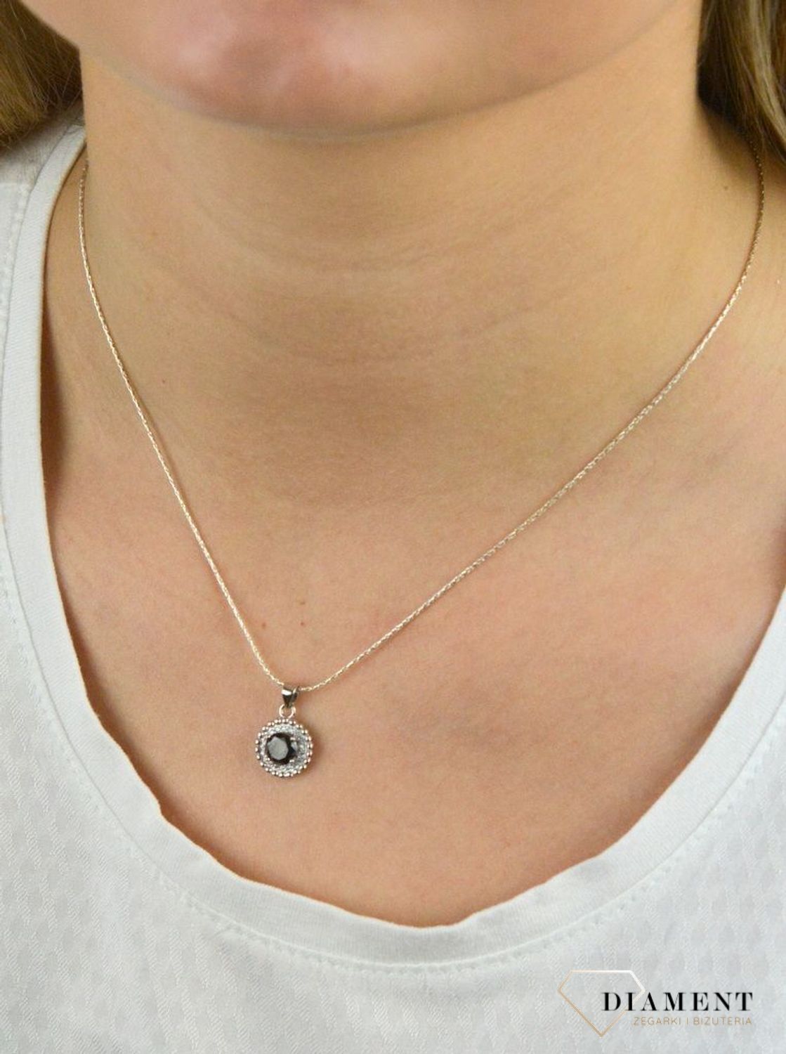 Srebrna zawieszka 925 'Mała czarna' DIA-ZAW-CYRKONIE5.jpg