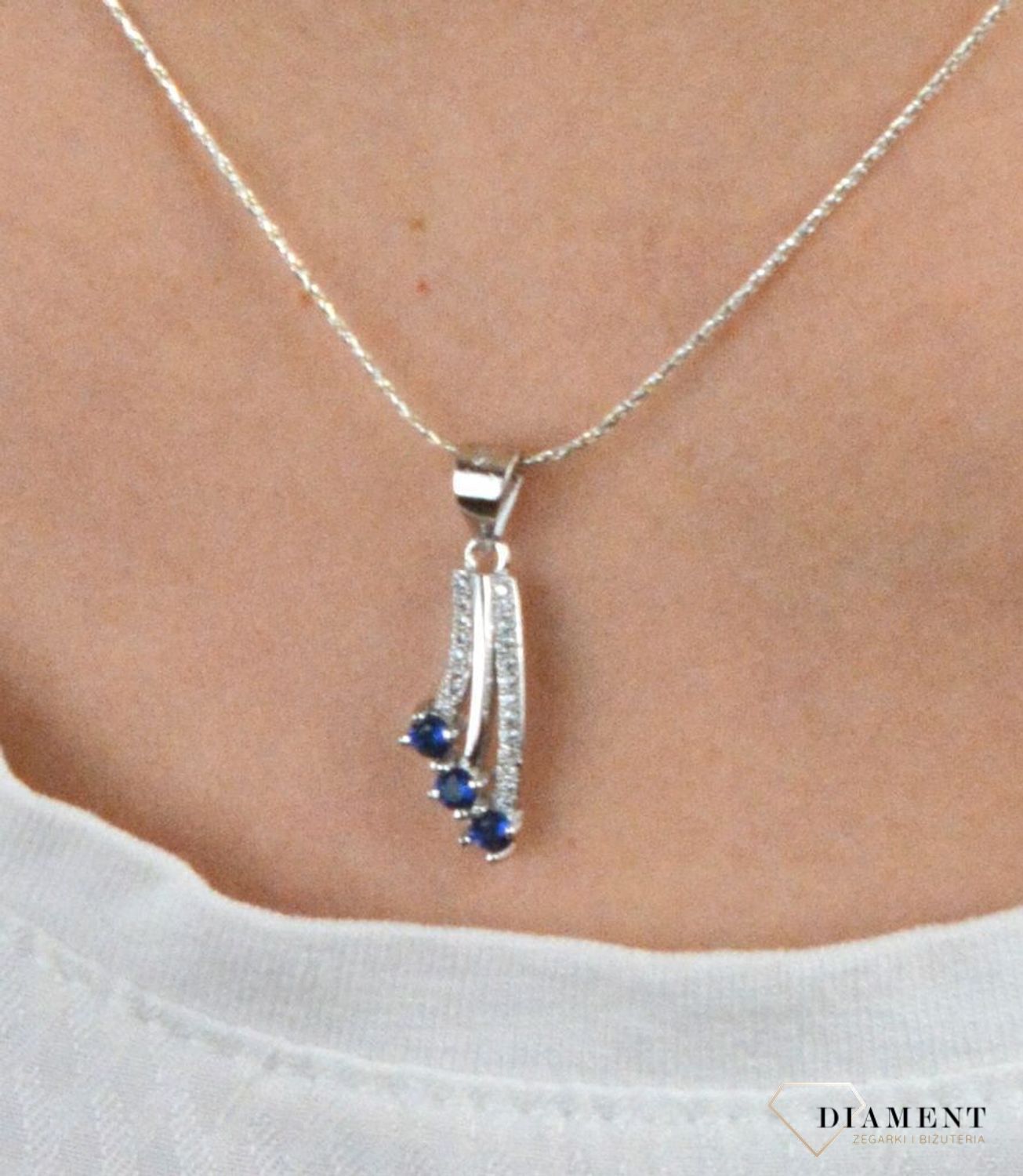 Srebrna zawieszka z cyrkonią 'Spadające gwiazdy' DIA-ZAW-CYRKONIE8-925.jpg
