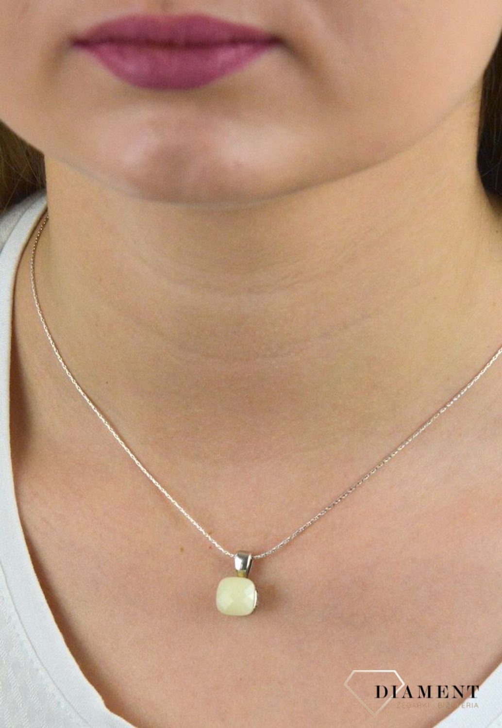 Srebrna zawieszka 925 droga grecka z białym kamieniem DIA-ZAW-DROGA-GRECKA-2 (2).jpg