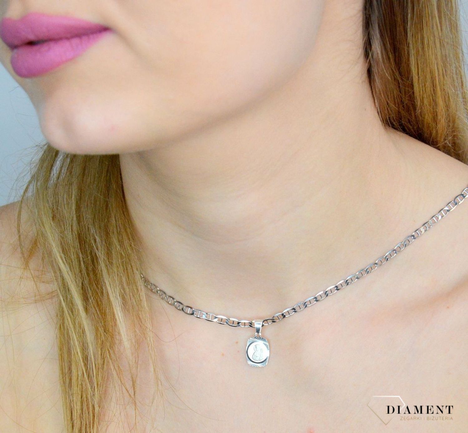 Srebrny medalik kwadratowy Matka Boska Częstochowska DIA-ZAW-GMD095A-925.jpg