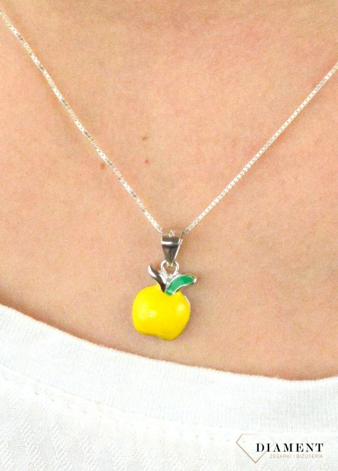 Zawieszka dziecięca srebrna 925 'Żółte jabłuszko' DIA-ZAW-JABŁKO1.jpg