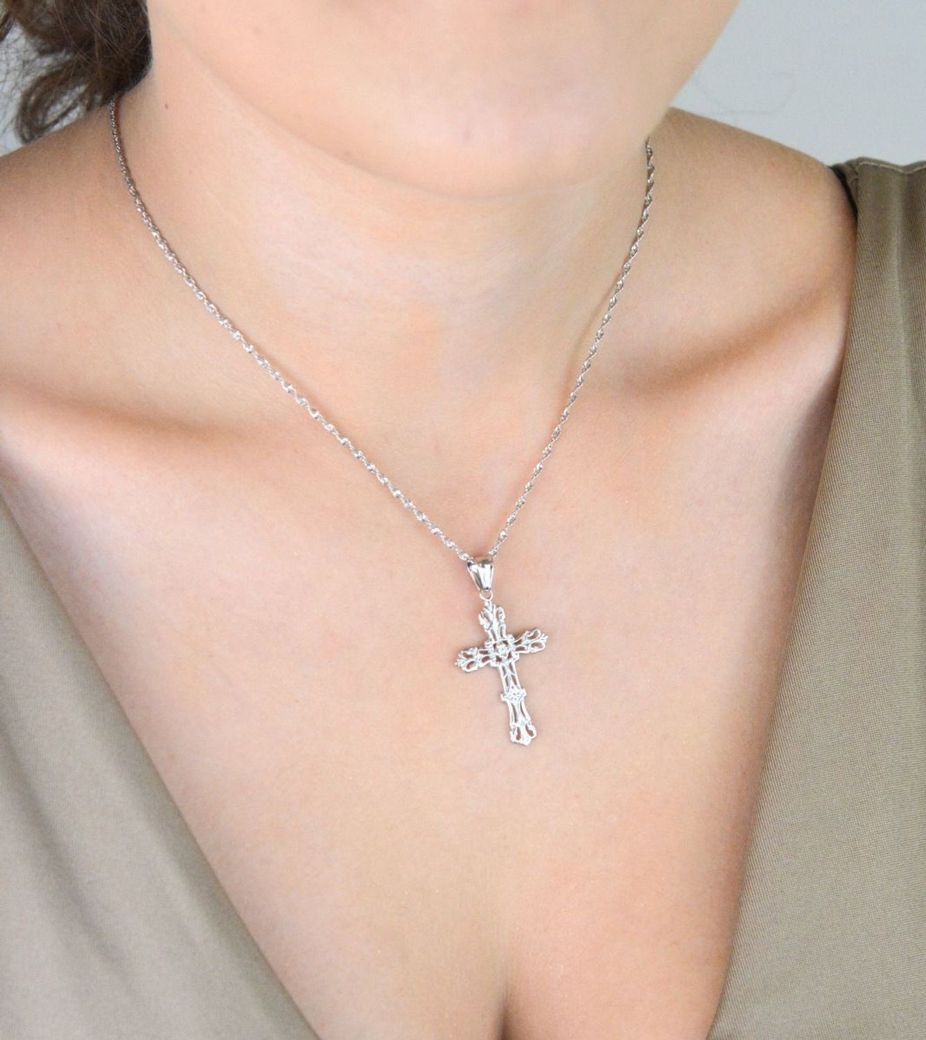 Srebrny krzyżyk wiktoriański – zawieszka 4 cm  Srebro 925  Biżuteria sakralna.jpg