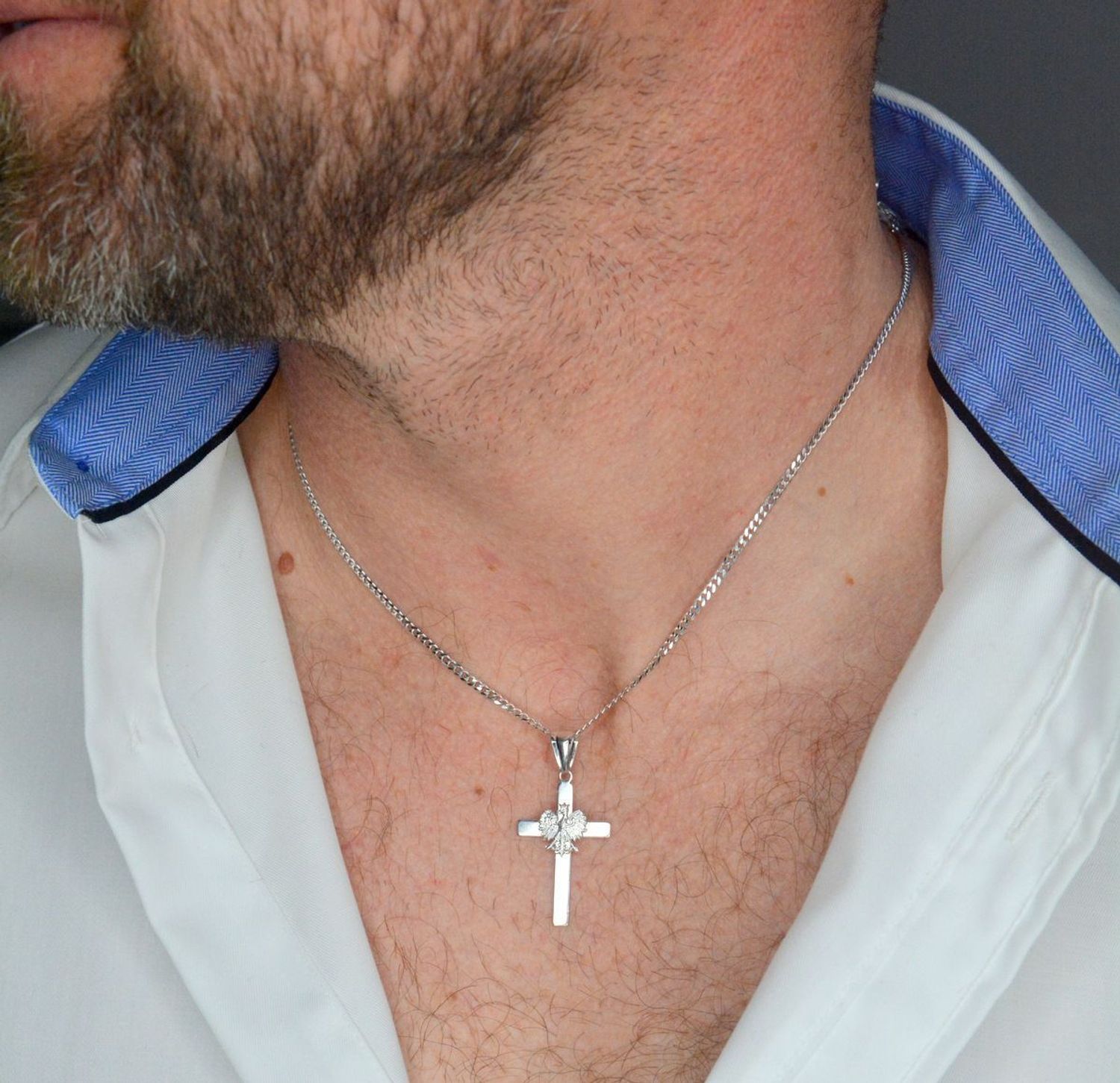 Zawieszka srebrny krzyż orzeł próba 925, DIA-ZAW-K202R-925 Srebrna zawieszka krzyż wykonana z próby 925.  Zawieszka krzyżyk to uniwersalny dodatek. 1.jpg