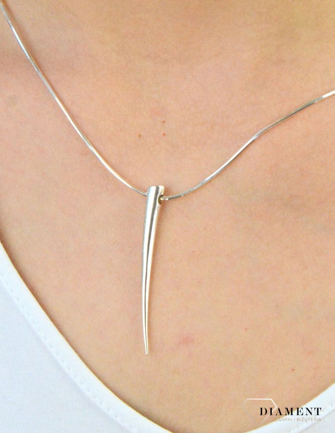 Srebrna zawieszka 925 Kieł DIA-ZAW-KIEŁ1.jpg