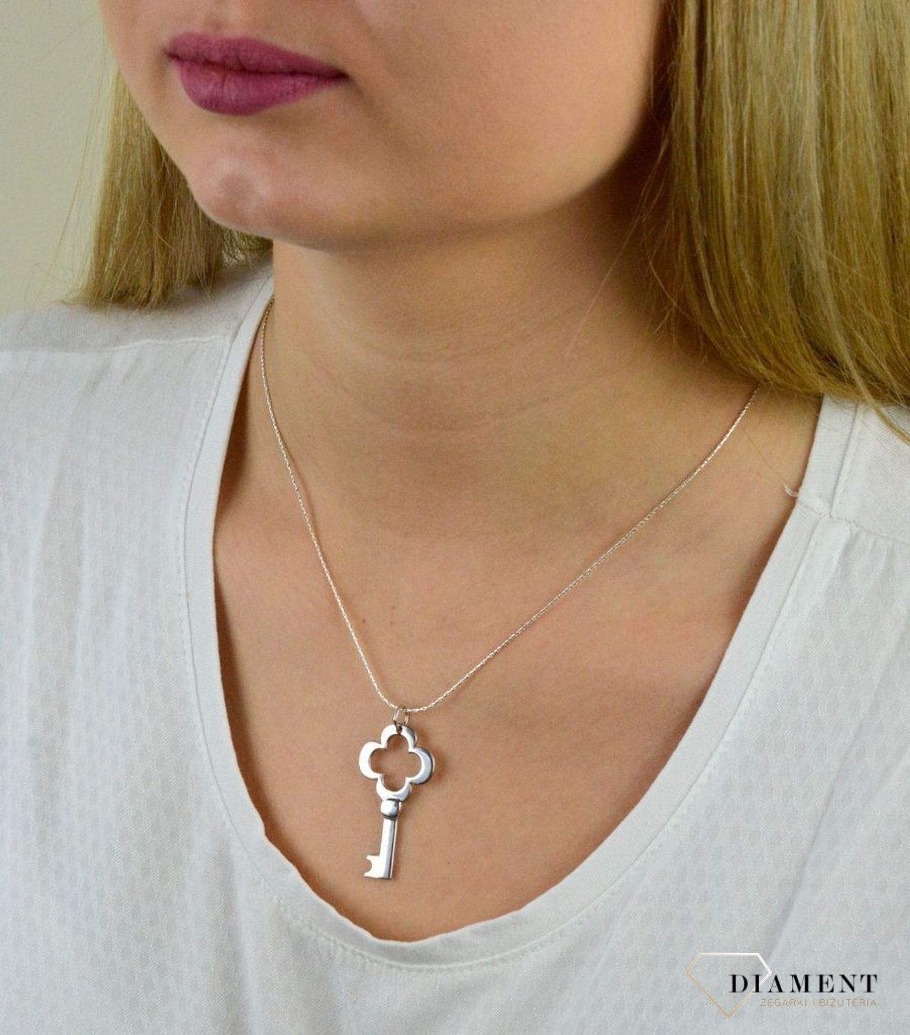 Srebrna zawieszka 925 'Klucz do serca' DIA-ZAW-KLUCZ1-925.jpg