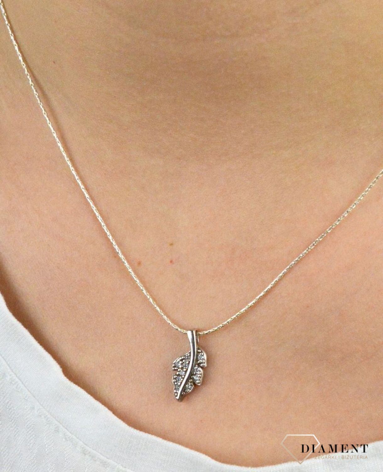 Srebrna zawieszka 925 'Listek na wietrze' DIA-ZAW-LISC1.jpg