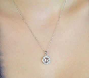 Zawieszka srebrna 925 DIA-ZAW-LITERKA-H2-925 – okrągła z literką H i cyrkoniami. Wymiary 2,0x1,2 cm, waga 1,09 g. Subtelna biżuteria z przesłaniem – idealna na prezent (3).JPG