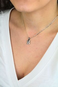 Srebrna zawieszka literka H z cyrkoniami 925  Mała zawieszka inicjał (2).jpg