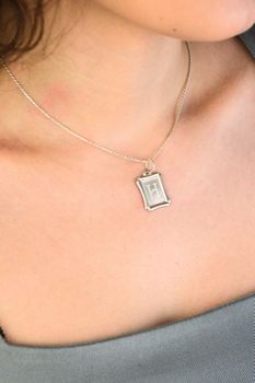 Srebrna zawieszka z literką H 925 DIA-ZAW-LITERKA-H8-925 (1).jpg