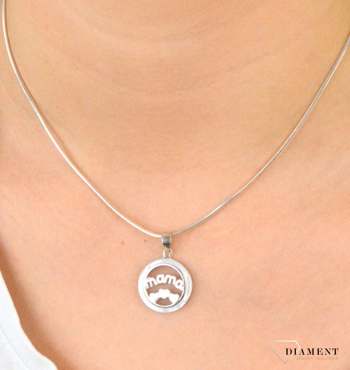 Srebrna zawieszka 925 'Dla mamy' z masą perłową DIA-ZAW-MAMA-925.jpg