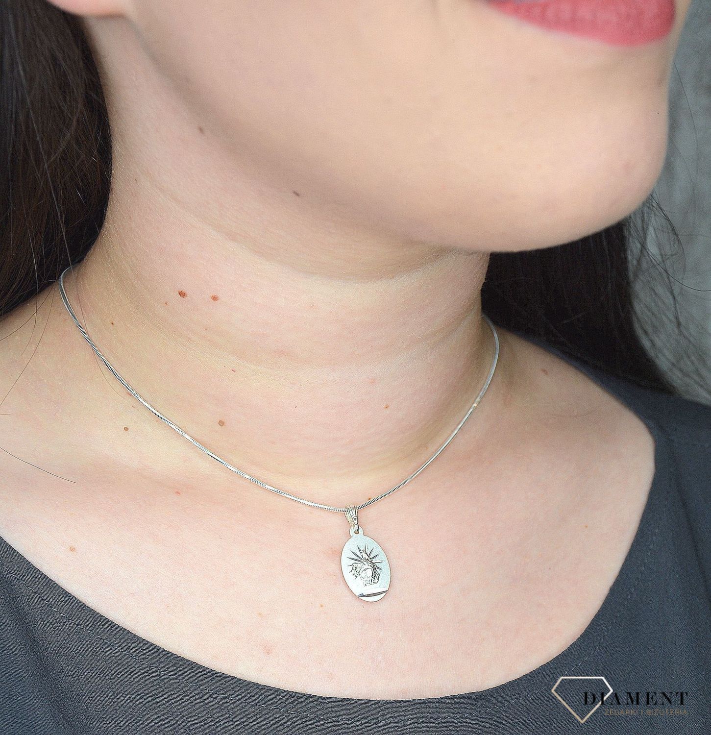 Zawieszka srebrna Medalik SZKAPLERZ owalny DIA-ZAW-MD1101-925 (1).jpg