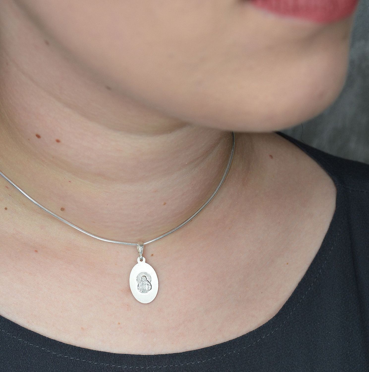 Zawieszka srebrna Medalik SZKAPLERZ owalny DIA-ZAW-MD1101-925 (1).jpg