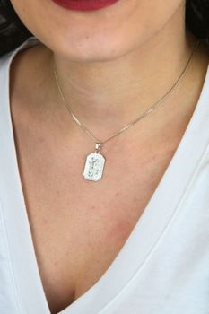 Srebrny medalik 925 sakralny DIA-ZAW-MED18-925 – idealny na prezent (1).jpg