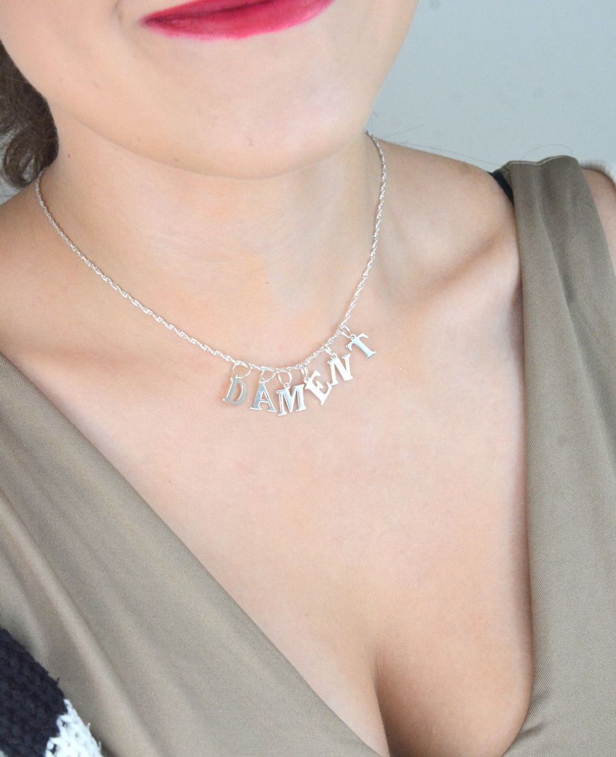 Srebrna zawieszka literka A – srebro 925  Symboliczna biżuteria.jpg