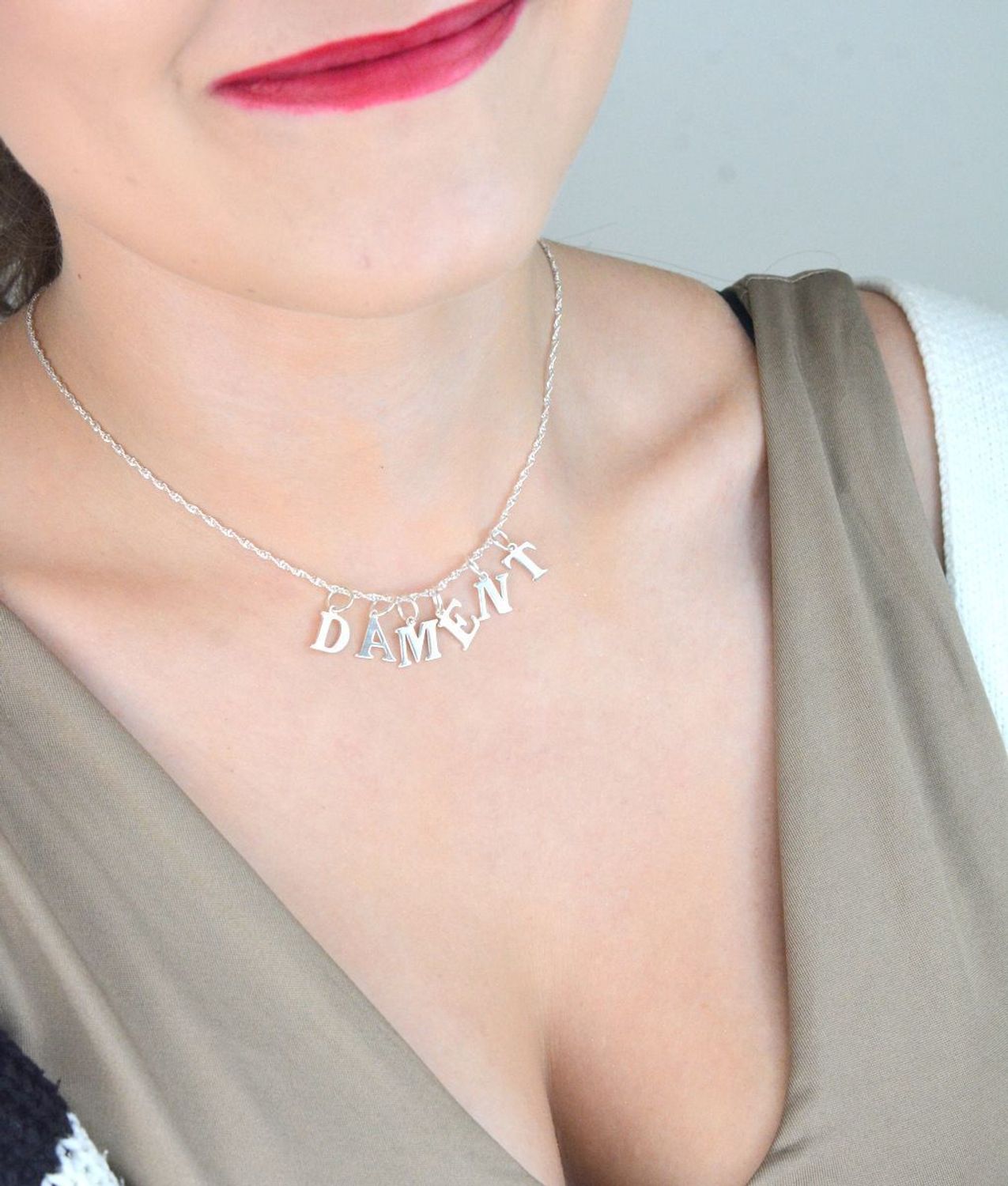 Srebrna zawieszka literka A – srebro 925  Symboliczna biżuteria.jpg