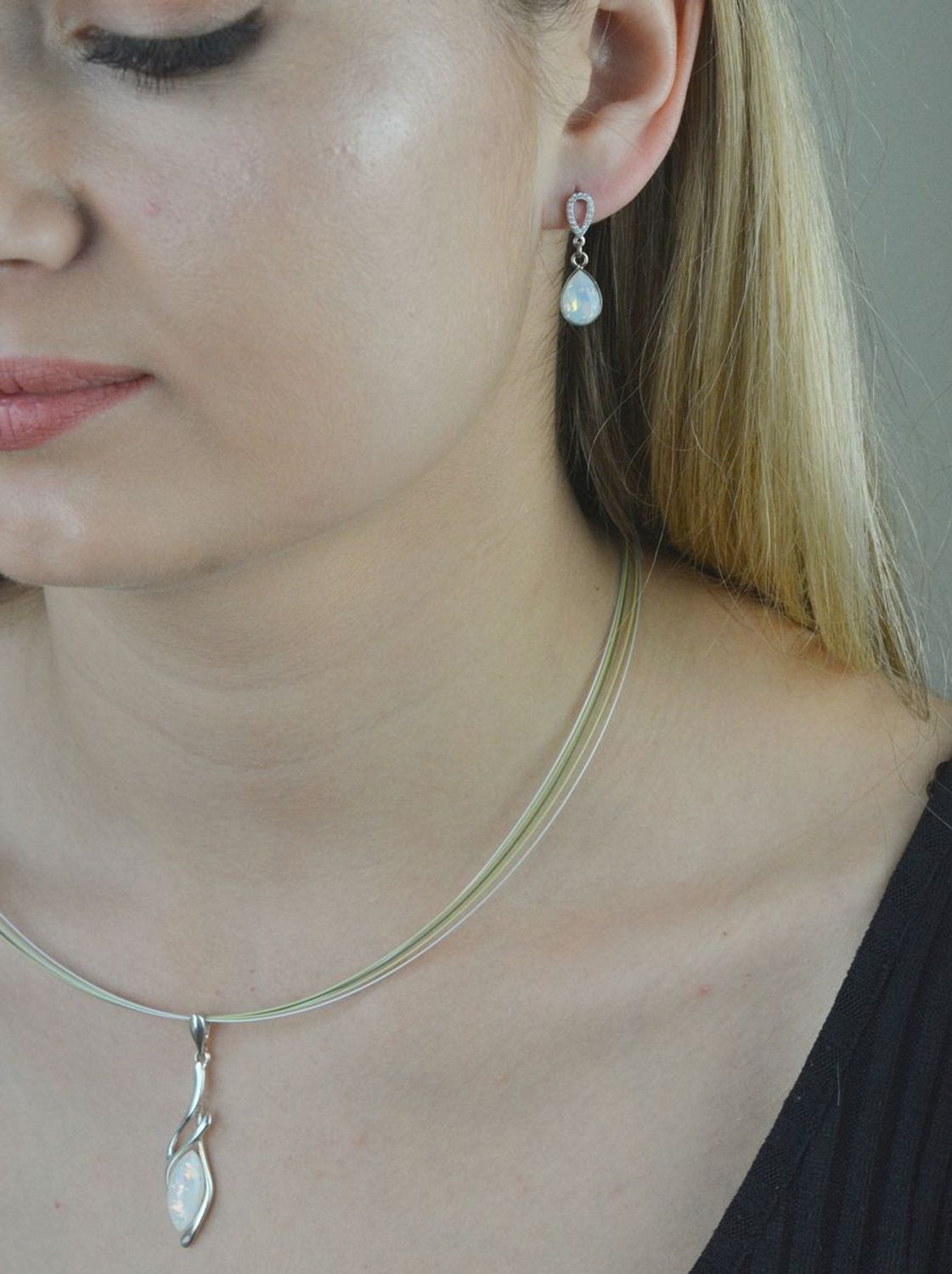 Efektowna zawieszka srebrna opal syntetyczny DIA-ZAW-OPAL-925.jpg