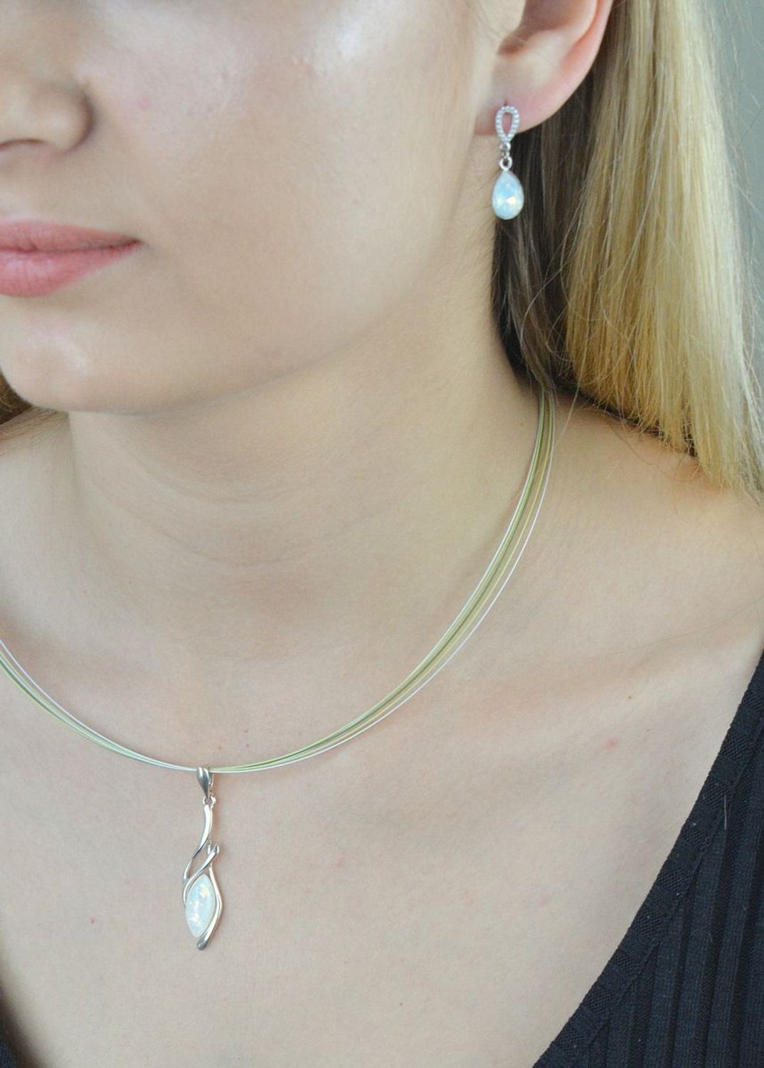 Efektowna zawieszka srebrna opal syntetyczny DIA-ZAW-OPAL-925.jpg