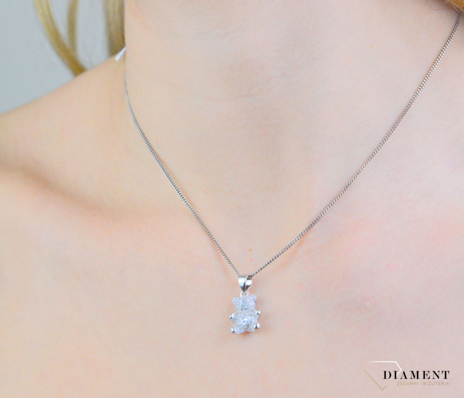 Srebrna zawieszka 925 miś wysadzany cyrkoniami DIA-ZAW-PP0587RH.jpg