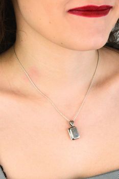 Damska srebrna zawieszka puzderko 925 DIA-ZAW-PUZDERKO-925 (4).jpg