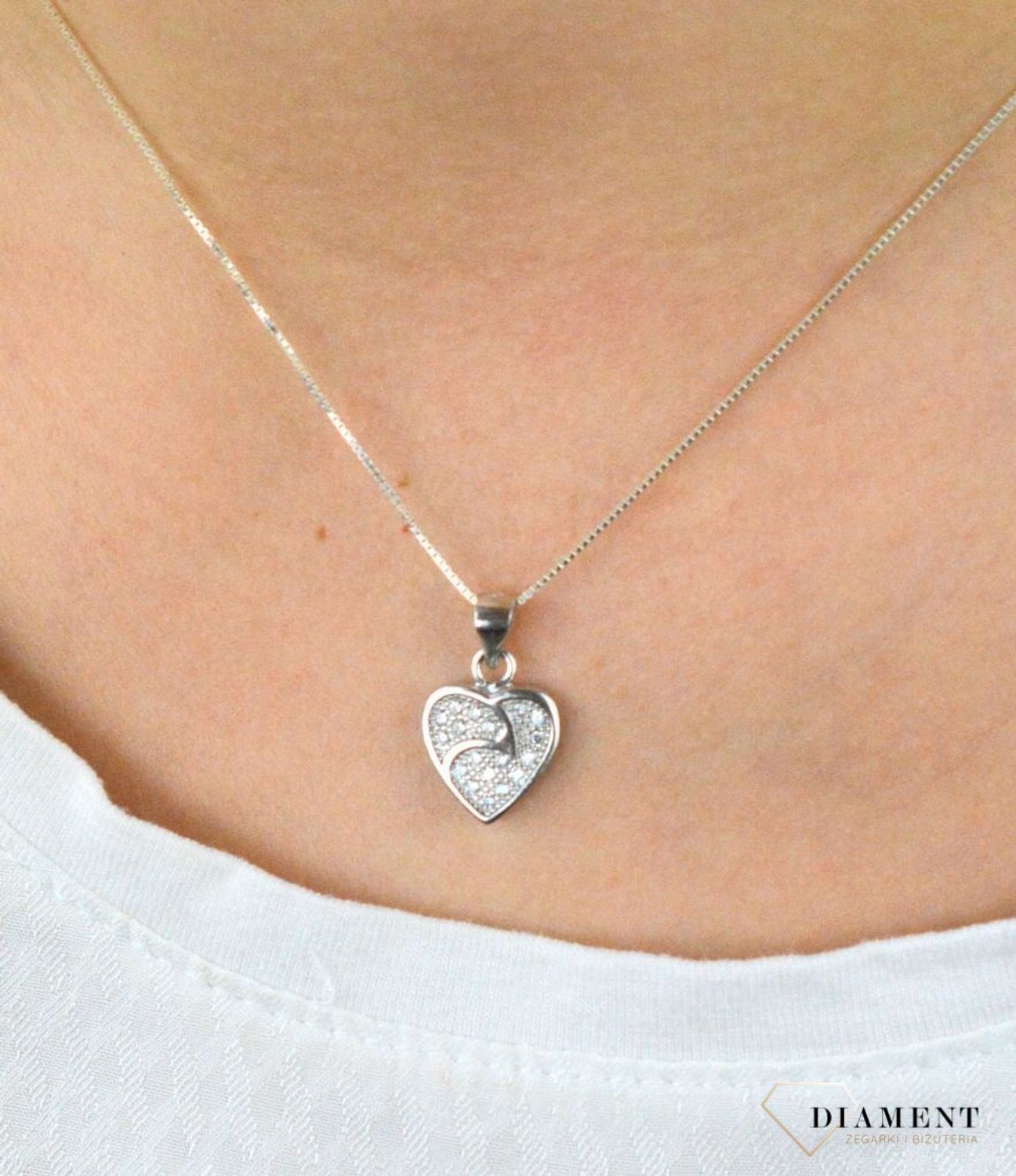 Srebrna zawieszka 925 Serce wysadzane cyrkonią DIA-ZAW-SERCE4.jpg