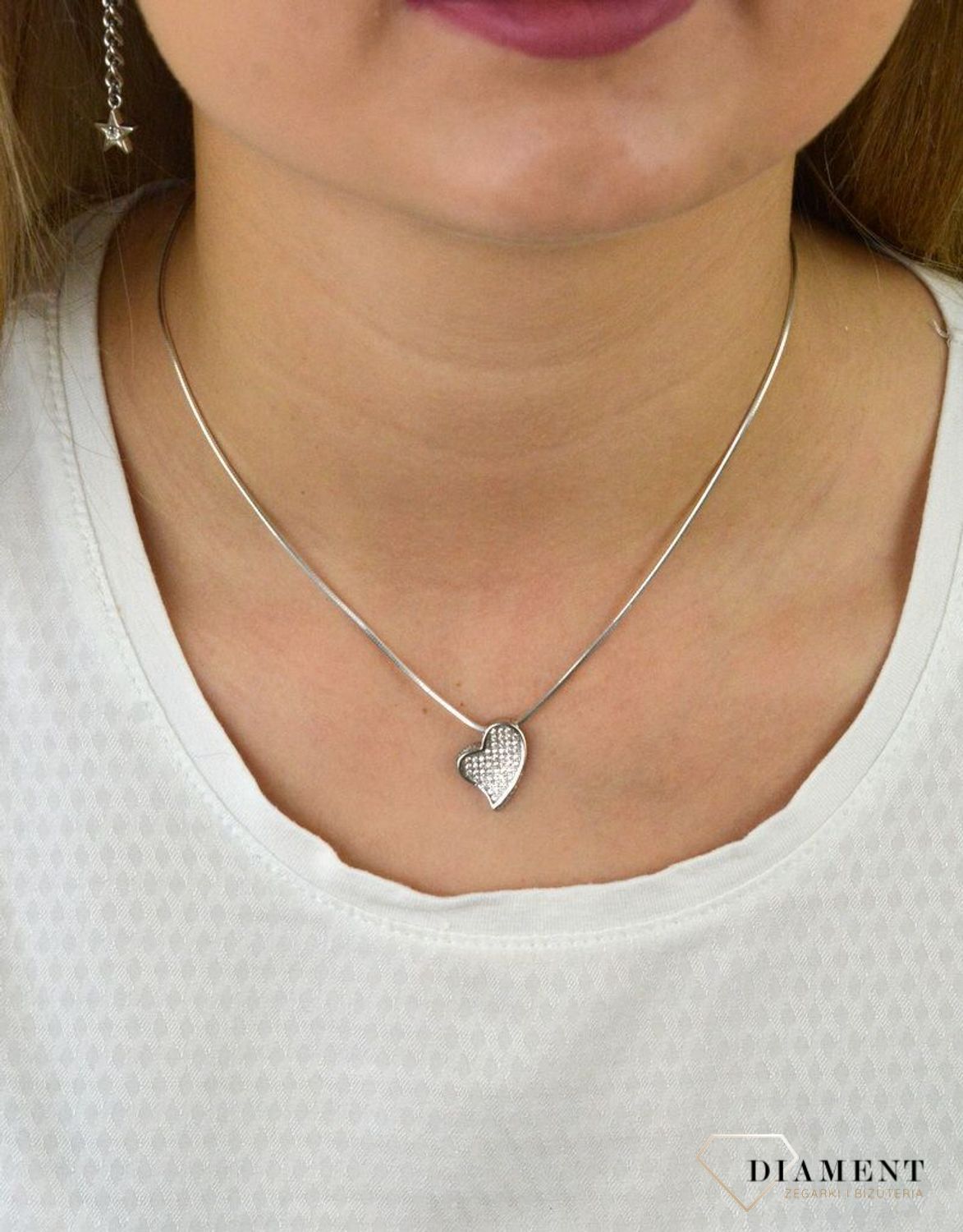 Srebrna zawieszka serce z cyrkoniami DIA-ZAW-SERCE5.jpg