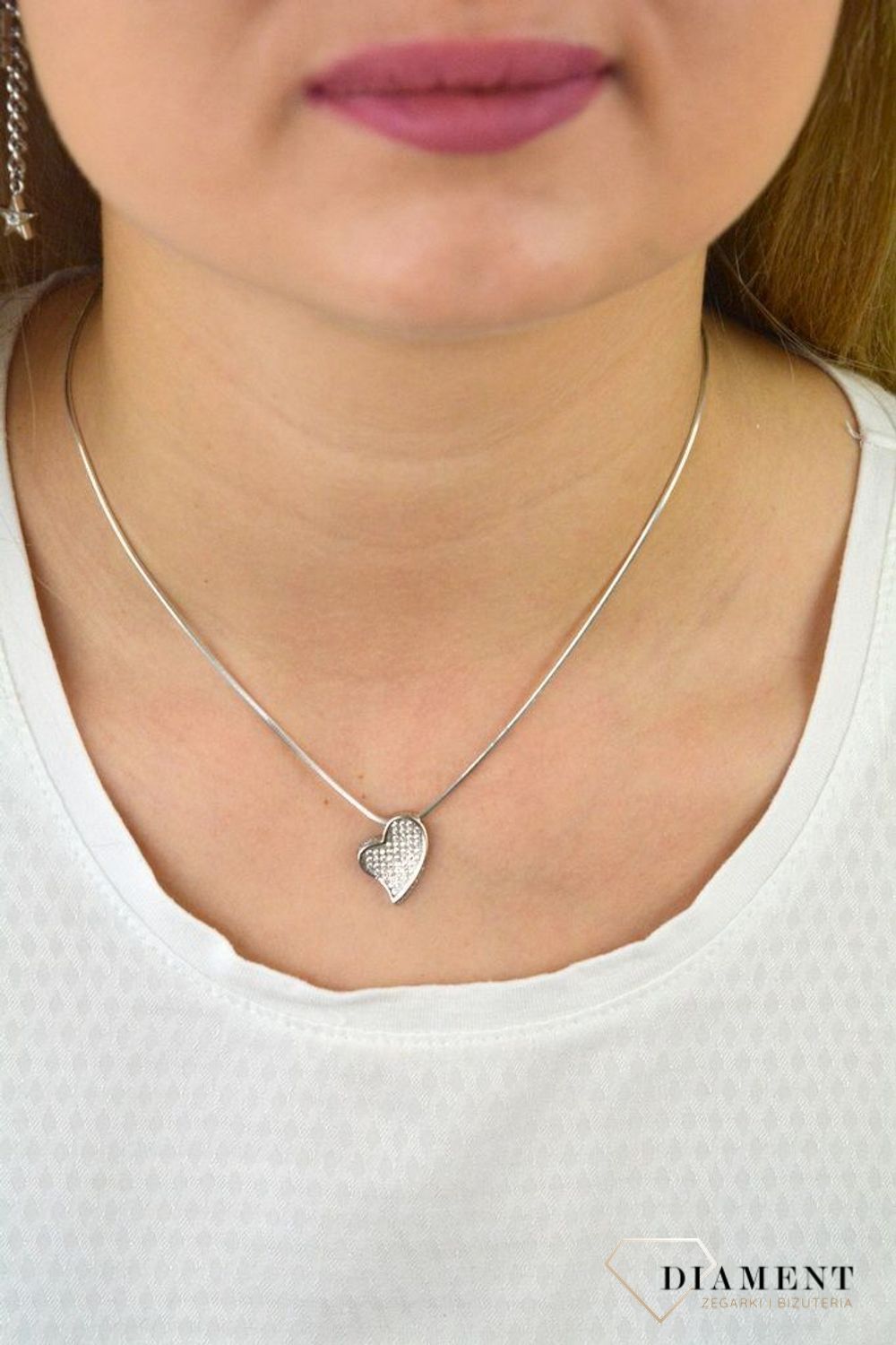 Srebrna zawieszka serce z cyrkoniami DIA-ZAW-SERCE5.jpg