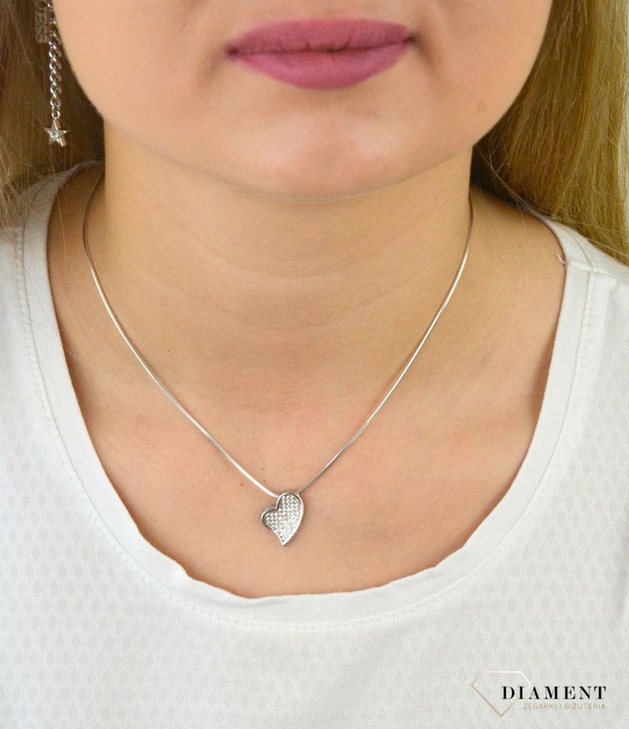 Srebrna zawieszka serce z cyrkoniami DIA-ZAW-SERCE5.jpg