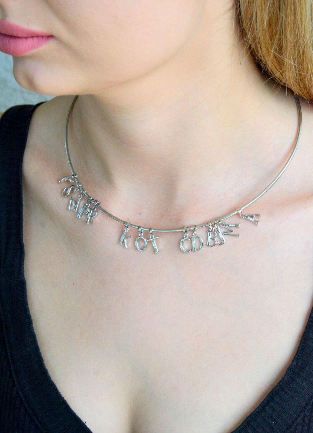 Srebrna zawieszka literka D z drobnymi cyrkoniami DIA-ZAW-SLT98-925. Srebrna zawieszka literka. Srebrna literka z cyrkoniami. Literka srebrna zawieszka. Literka srebrna z cyrkoniami. Srebrna literka zawieszka idealna na prezent..jpg