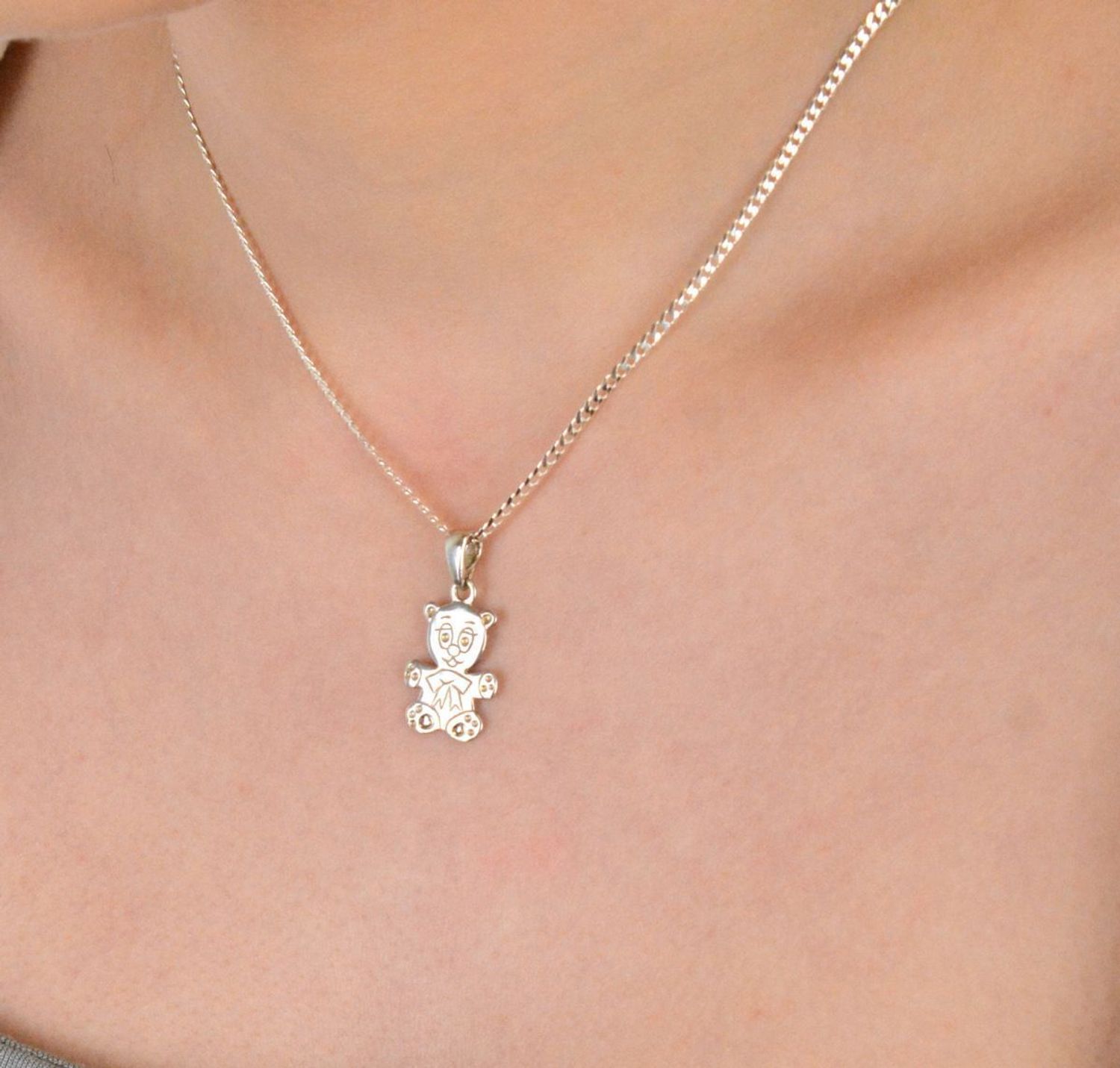 Zawieszka srebra Miś DIA-ZAW-SP197S-925 srebro 925.jpg