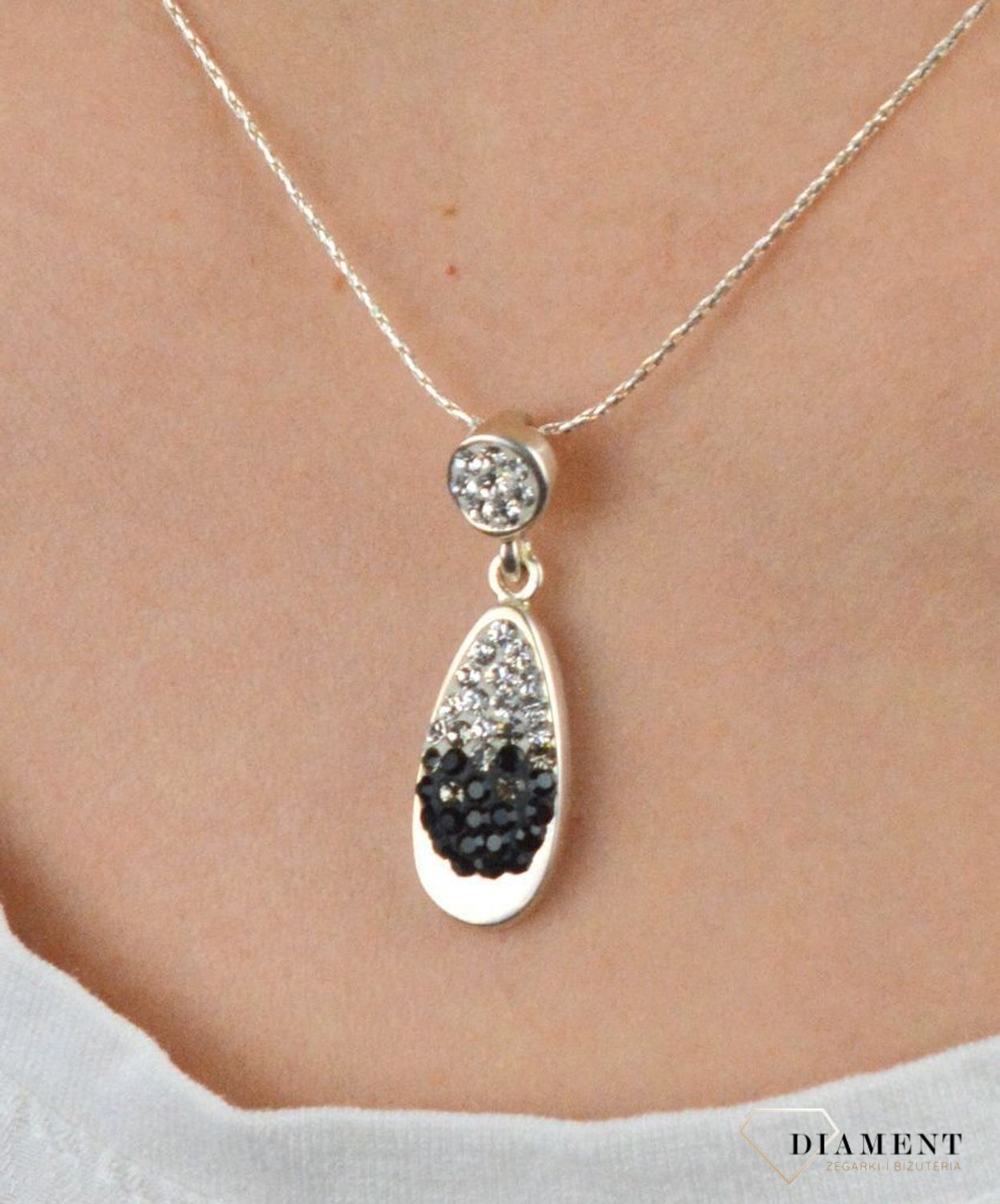 Srebrna zawieszka z kryształkami Swarovskiego 925 DIA-ZAW-SWAROVSKI2.jpg