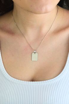 Zawieszka srebrna 925 prostokątna matowa pod grawer  DIA-ZAW-W103-925 (3).jpg