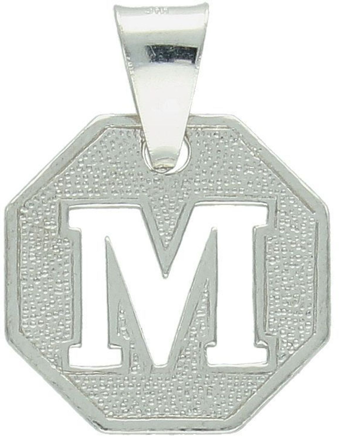 Zawieszka srebrna z literką M na blaszce, próba 925, wymiary 2,0 cm długości (z oczkiem) x 1,5 cm, waga 1,40 g. Idealny, personalizowany dodatek i prezent. Sprawdź ofertę!1.jpg