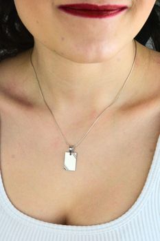 Zawieszka srebrna 925 prostokątna matowa zdobiona  DIA-ZAW-WD042R-925 (2).jpg