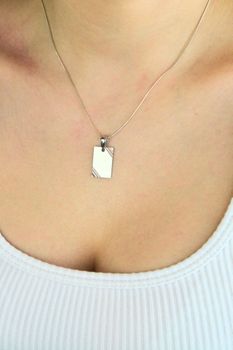 Zawieszka srebrna 925 prostokątna matowa zdobiona  DIA-ZAW-WD042R-925 (3).jpg