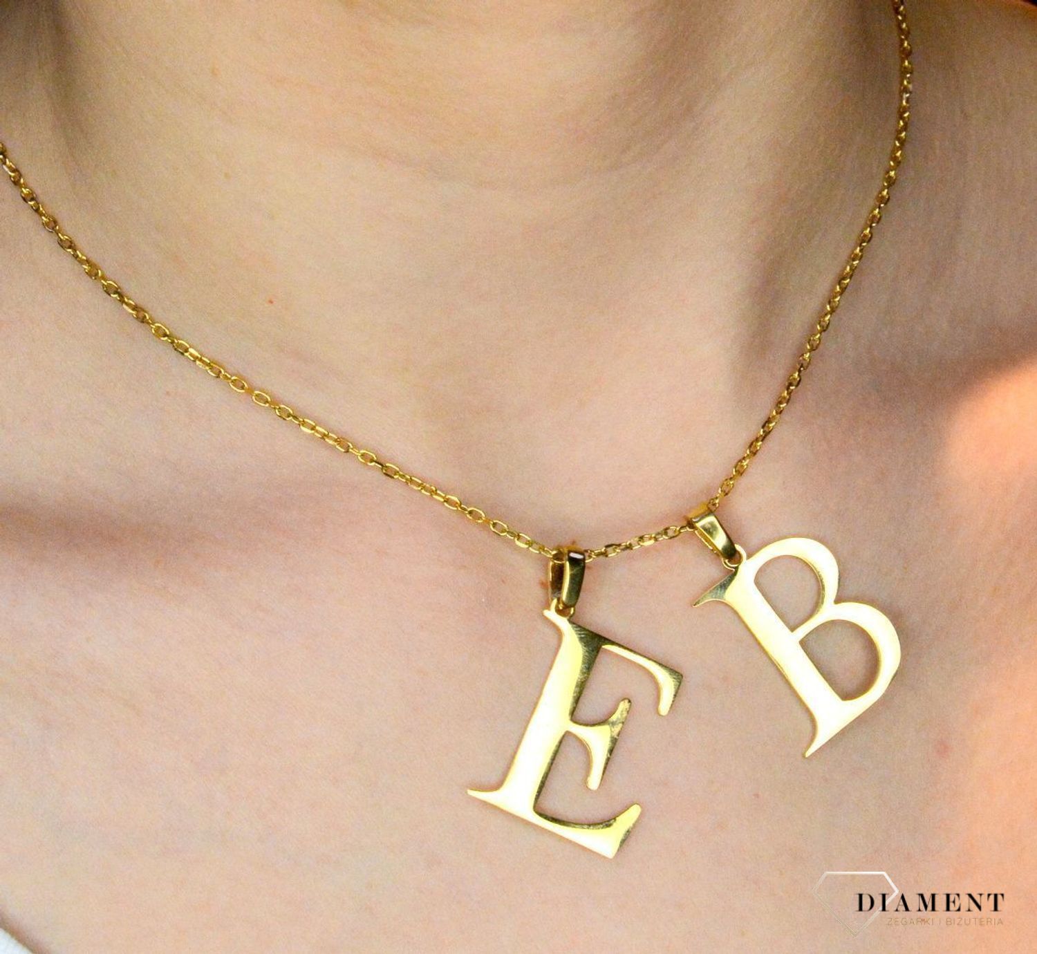 Stalowa zawieszka pozłacana Literka B 2,5 cm DIA-ZAW-ZB10819-STAL.JPEG