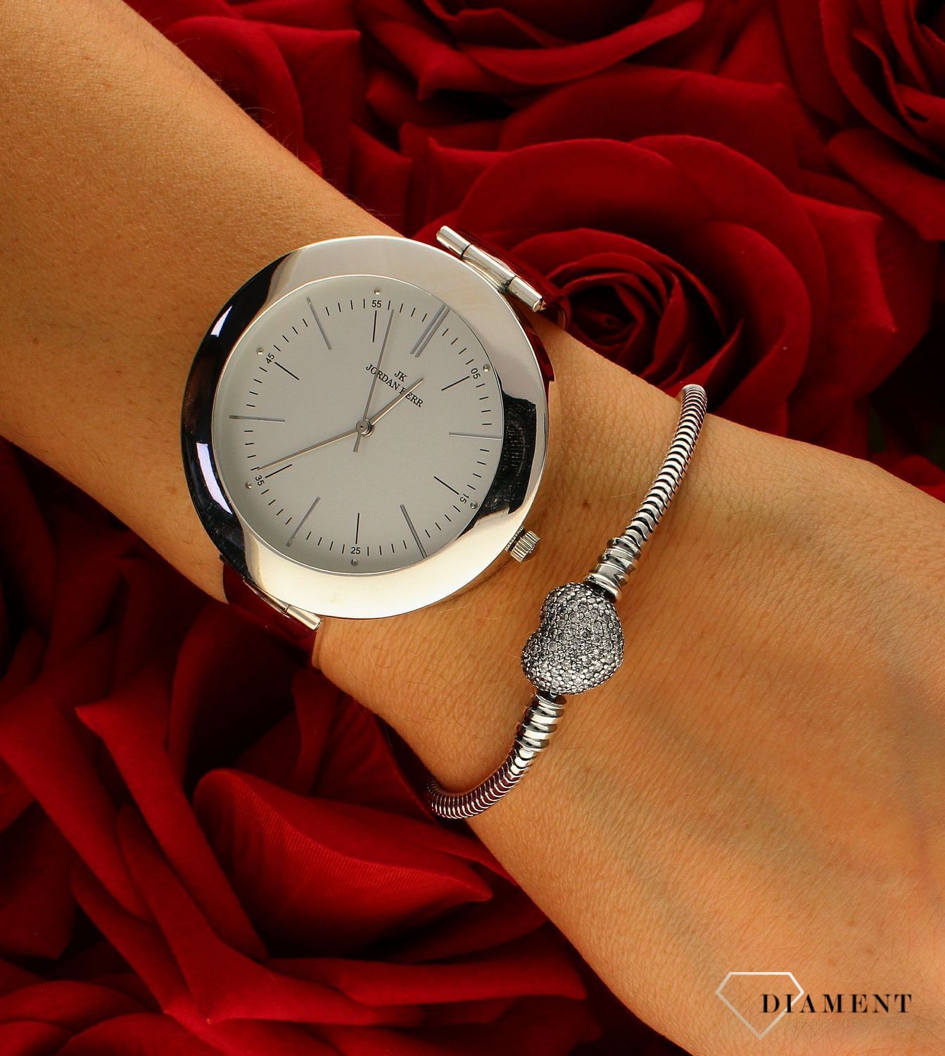 Zegarek damski srebrny sztywna bransoleta DIA-ZEG-10920-925.  Srebrny zegarek damski. Zegarek srebrny damski próby 925. Zegarek srebrny biżuteryjny. Damski zegarek srebrny na prezent (3).jpg