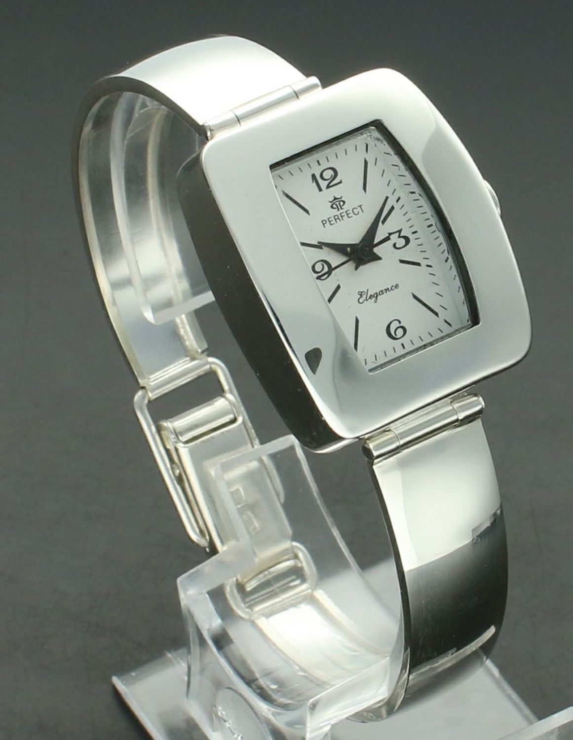 Zegarek srebrny prostokątny JORDAN KERR DIA-ZEG-12893-925 Zegarek damski srebrny sztywna bransoleta DIA-ZEG-12893-925 wyposażony jest w kwarcowy mechanizm, zasilany za pomocą baterii1.jpg